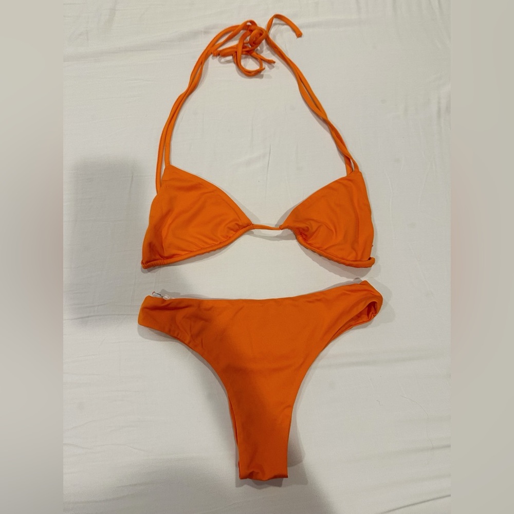 Brand new NWT orange Tiger Mist bikini. XS. Never worn.